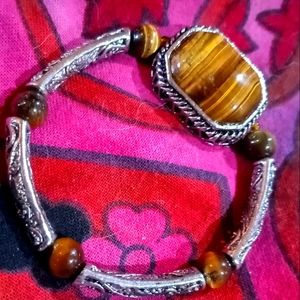 TIGER EYE AND SILVER TONE BRACELET